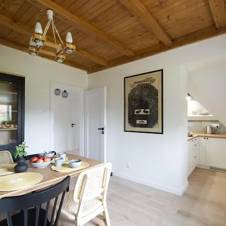 Zlota#208 Guest house